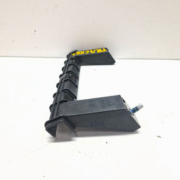 GUIA CANALETA PORTA DIANTEIRA ESQUERDA GM TRACKER 2020/