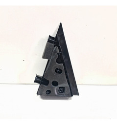 ACABAMANTO EXTERNO TRASEIRO ESQU CHEVROLET TRACKER 2020 A 24