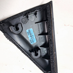 ACABAMENTO INTERNO PORTA TRAS ESQUERDA TRACKER 2020/