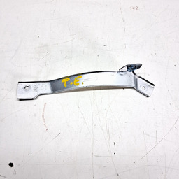 SUPORTE FORRO PORTA TRASEIRA ESQUERDA GM TRACKER 2020 A 2024