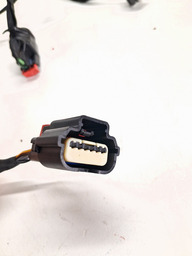 CHICOTE PORTA TRASEIRA ESQUERDA TRACKER 2020/