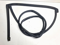 Borracha Porta Traseira Esquerda (Carroceria) Tracker 2020/