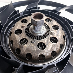 POLIA VISCOSA VENTOINHA DISCOVERY 3 2.7 V6 DIESEL 2005 A 09