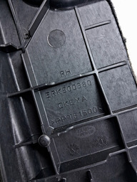 FORRO DIREITO PORTA MALAS DISCOVERY 3 2.7 V6 2005 A 2009