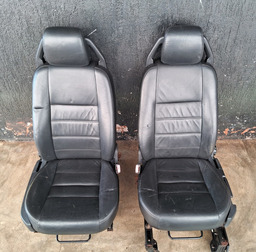 JOGO BANCOS DIANTEIRO DISCOVERY 3 4 2005 2006 A 2016