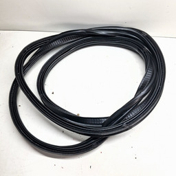 BORRACHA TAMPA TRASEIRA GOL G5 A G8 2015 A 2022