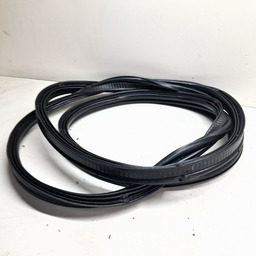 BORRACHA TAMPA TRASEIRA GOL G5 A G8 2015 A 2022