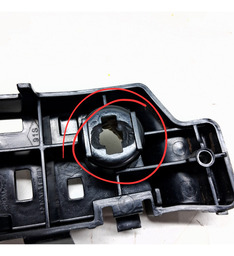 GUIA PARACHOQUE TRASEIRO DIREITO KWID 2017 A 2024 DETALHE