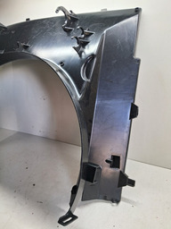 DEFLETOR SUPERIOR RADIADOR DISCOVERY 3 2.7 2005 A 2009