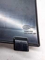 TAMPA ACABAMENTO INFERIOR PAINEL ESQU DISCOVERY 3 2005 A 09