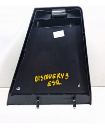 TAMPA ACABAMENTO PORTA MALAS ESQUERDO DISCOVERY 3 2005 A 09