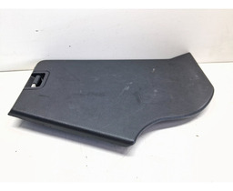 TAMPA ACABAMENTO PORTA MALAS DIREITO DISCOVERY 3 2005 A 2009