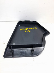 TAMPA ACABAMENTO PORTA MALAS DIREITO DISCOVERY 3 2005 A 2009