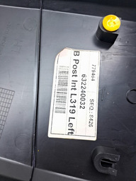 ACABAMENTO COLUNA CENTRAL ESQUERDA DISCOVERY 3 2005 A 2009