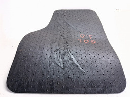 TAPETE DIANTEIRO DIREITO GOL SAVEIRO VOYAGE 2015 A 2021