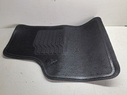 TAPETE DIANTEIRO ESQUERDO GOL SAVEIRO VOYAGE 2015 A 2021