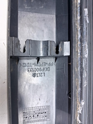 FRISO PORTA DIANTEIRA ESQUERDA DISCOVERY 3 2005 A 2009