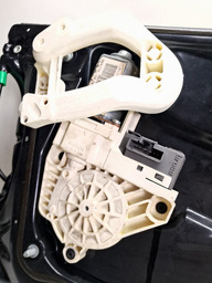 MAQUINA VIDRO DIANTEIRA DIREITA DISCOVERY 3 2005 A 2009