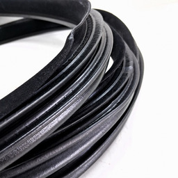 BORRACHA PORTA TRASEIRA ESQUERDA DISCOVERY 3 2005 A 2009