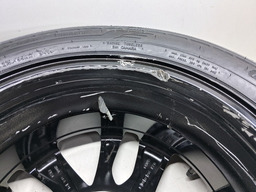 RODA AVULSA LIGA LEVE ARO 17 TRACKER RS 2024 C/PNEU DETALHE