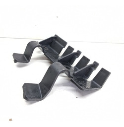 GUIA PARACHOQUE TRASEIRO DIREITO DISCOVERY 3 4 2005 A 2009