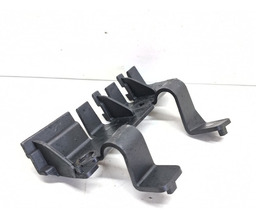 GUIA PARACHOQUE TRASEIRO DIREITO DISCOVERY 3 4 2005 A 2009