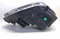 FAROL ESQUERDO TRACKER RS 2023 2024 2025/.. C/ LED