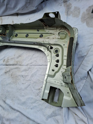 CAIXA AR COLUNA LADO DIREITO TRACKER 2020 2021 2022 2023 24