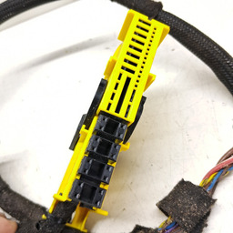 CHICOTE CONECTOR BANCO DIANTEIRO DIREITO 320I 2012 A 2015