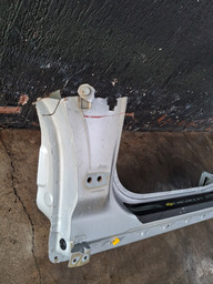 CAIXA AR LATERAL ESQUERDA TRACKER 2020 2021 2022 2023 2024 