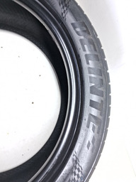 PNEU DELINTE 245/ 45Z R19 DESERT STORN LL DS8 MEIA VIDA