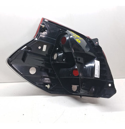 LANTERNA TRASEIRA DIREITA  MOBI 2017/