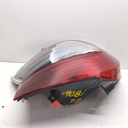 LANTERNA TRASEIRA DIREITA  MOBI 2017/