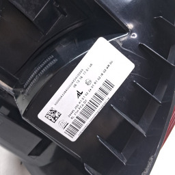 LANTERNA TRASEIRA DIREITA  MOBI 2017/