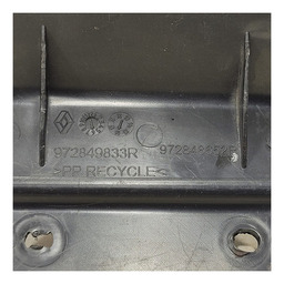 DEFLETOR ESQUERDO RADIADOR RENAULT SANDERO 2015 2017