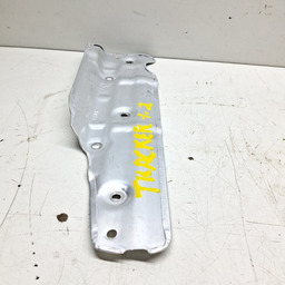 DEFLETOR CALOR TAMPA VALVULA TRACKER ONIX 1.0 1.2T 2020 A 25