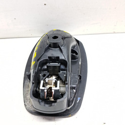 MAÇANETA INTERNA TRASEIRA DIREITA  FLUENCE 2012 A 2018