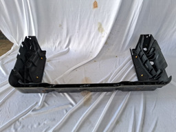 PAINE FRONTAL INFERIOR ECOSPORT FIESTA 2008 A 2012 DETALHE