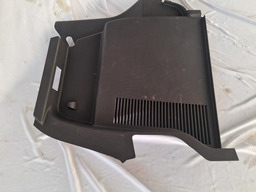 FORRO LATERAL ESQUERDA BAGAGITO FORD KA HATCH 2016 A 2020