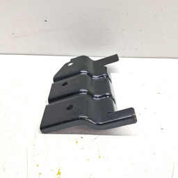 SUPORTE DEFLETOR INFERIOR CÂMBIO ARGO CRONOS  2018 A 2022