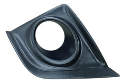 MOLDURA FAROL AUXILIAR MILHA L.D TOYOTA 8148102470 2015 2016