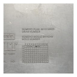 MOLDURA SUPERIOR PAINEL RENAULT SANDERO 09/13 681013892R ORI