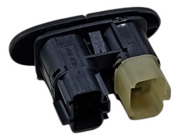 BOTÃO DESEMBAÇADOR VIDRO TRASEIR MONDEO 1997/2002 97BG18C621