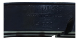 GRADE PARACHOQUE LADO ESQUERDO VW GOLF 1999 2000 AP323