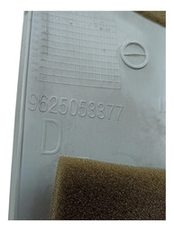 MOLDURA ACABAMENTO COLUNA DIREITA PEUGEOT 206 2001 2010