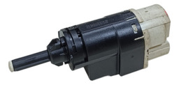 INTERRUPTOR DE FREIO RENAULT SANDERO LOGAN CLIO MEGANE 96/17