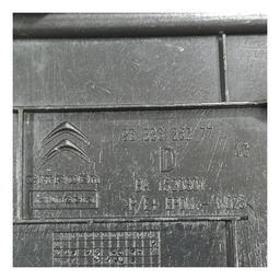 ACABAMENTO LATERAL PAINEL DIREITO CITROEN C3 PICASSO 2015