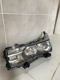 Farol Esquerdo Corolla 2015 a 2017 S/ Led