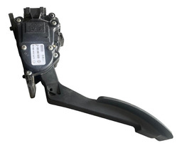 Pedal Acelerador Renault Sandero 1.0 16v 2012 8200386506d