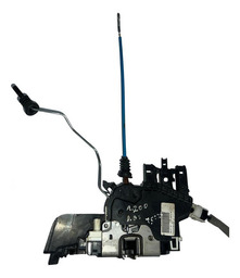 Fechadura Porta Dianteira Esquerda Mercedes A200 Gla200
